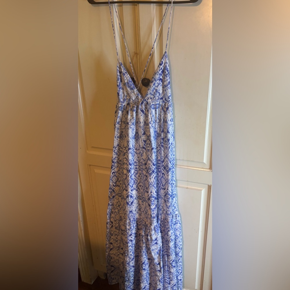 Oliviaceous Blue and White Patterned Maxi Dress